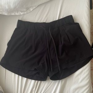Black Lululemon Size 4 Shorts